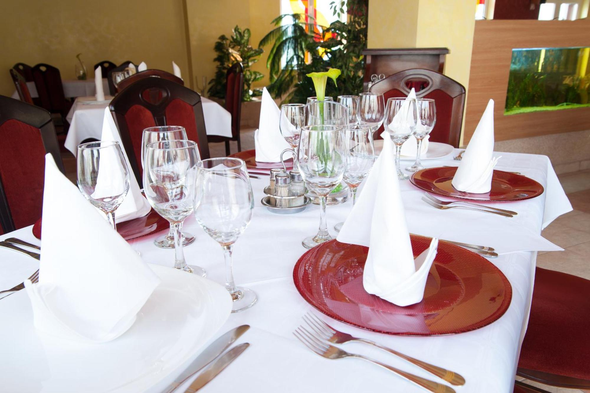 Hotel Melody Oradea Eksteriør billede