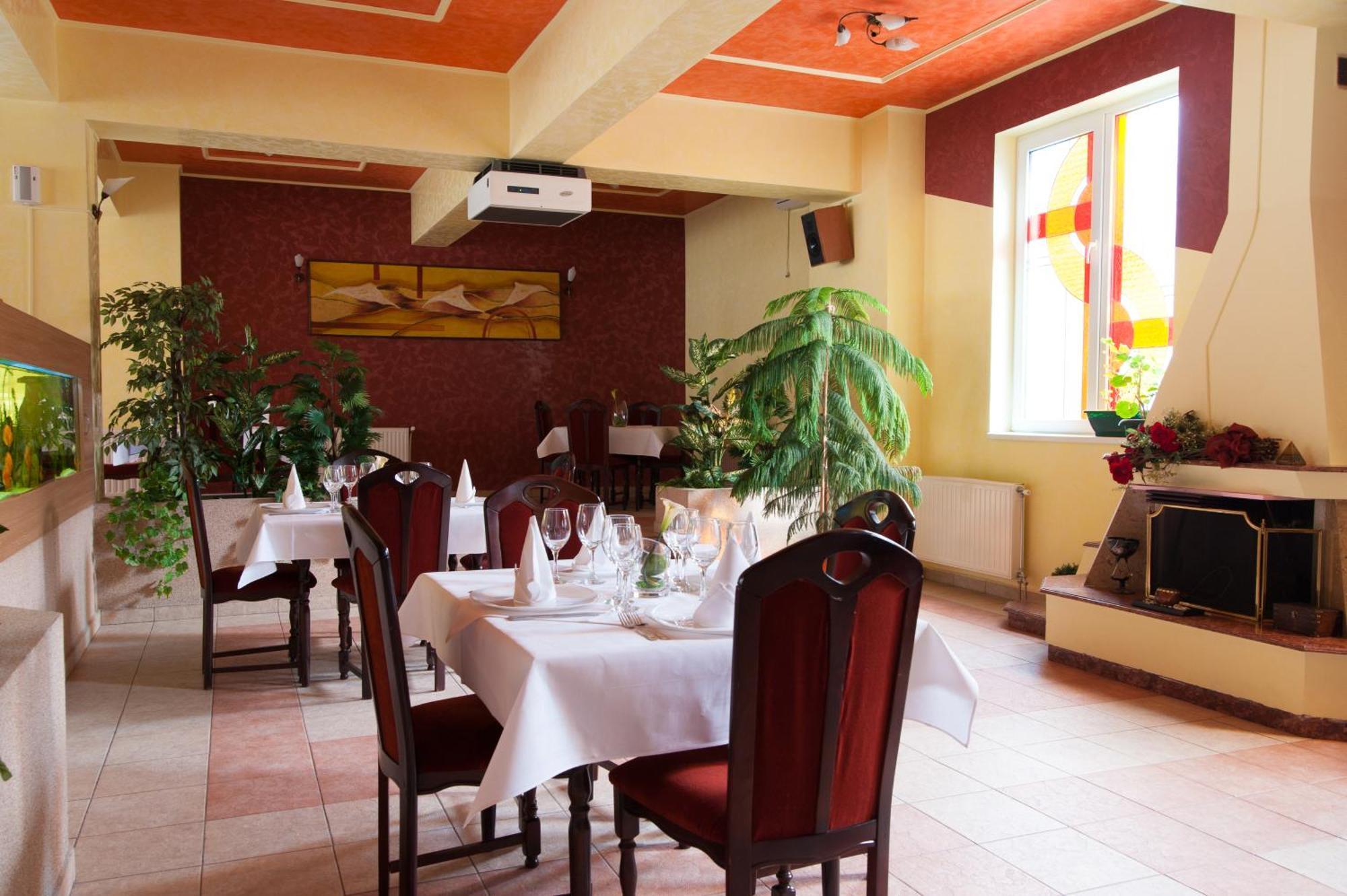Hotel Melody Oradea Eksteriør billede