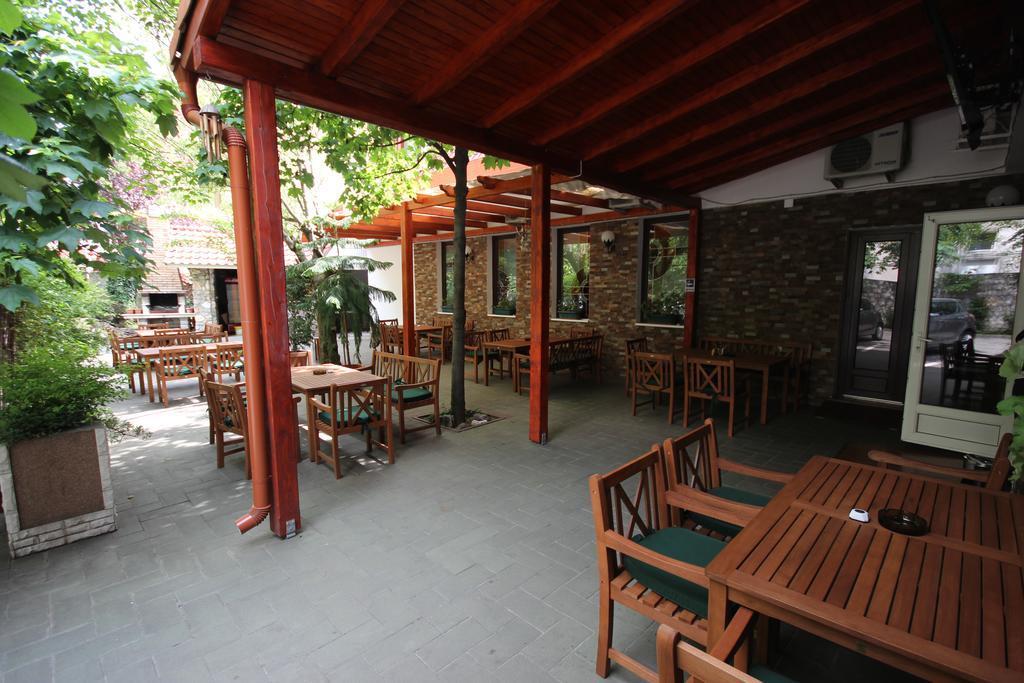 Hotel Melody Oradea Eksteriør billede
