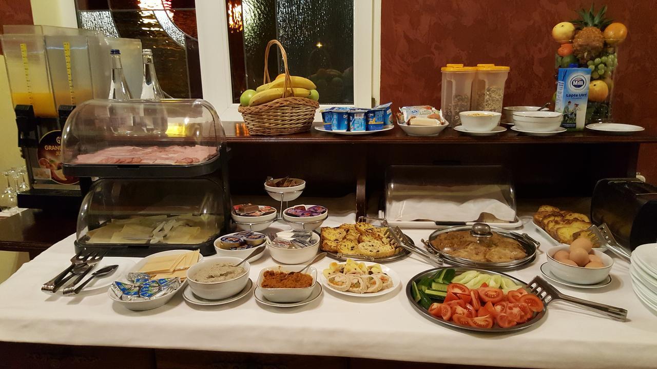 Hotel Melody Oradea Eksteriør billede