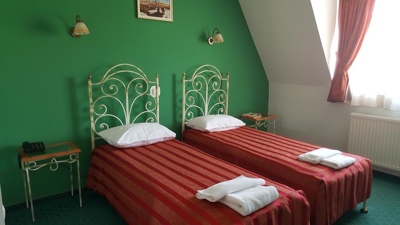 Hotel Melody Oradea Eksteriør billede